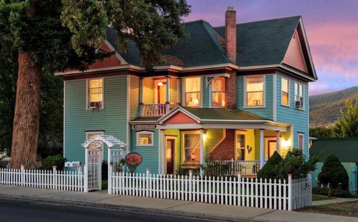 Roseberry House Bed And Breakfast スーザンビル エクステリア 写真