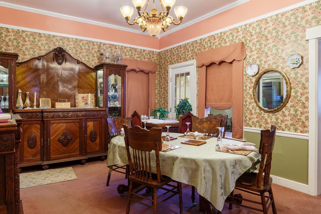 Roseberry House Bed And Breakfast スーザンビル エクステリア 写真